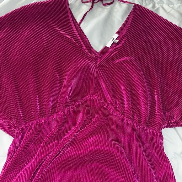 Tops - Vibrant Pink Pleated Top